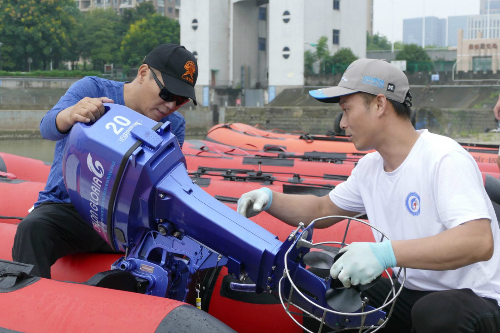 Calon Gloria Supporting 2020 Crossing of Qiantang River