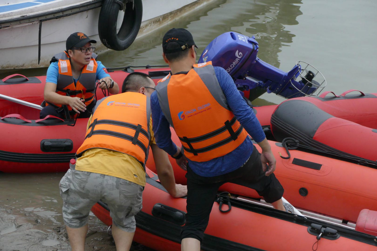 Calon Gloria Supporting 2020 Crossing of Qiantang River